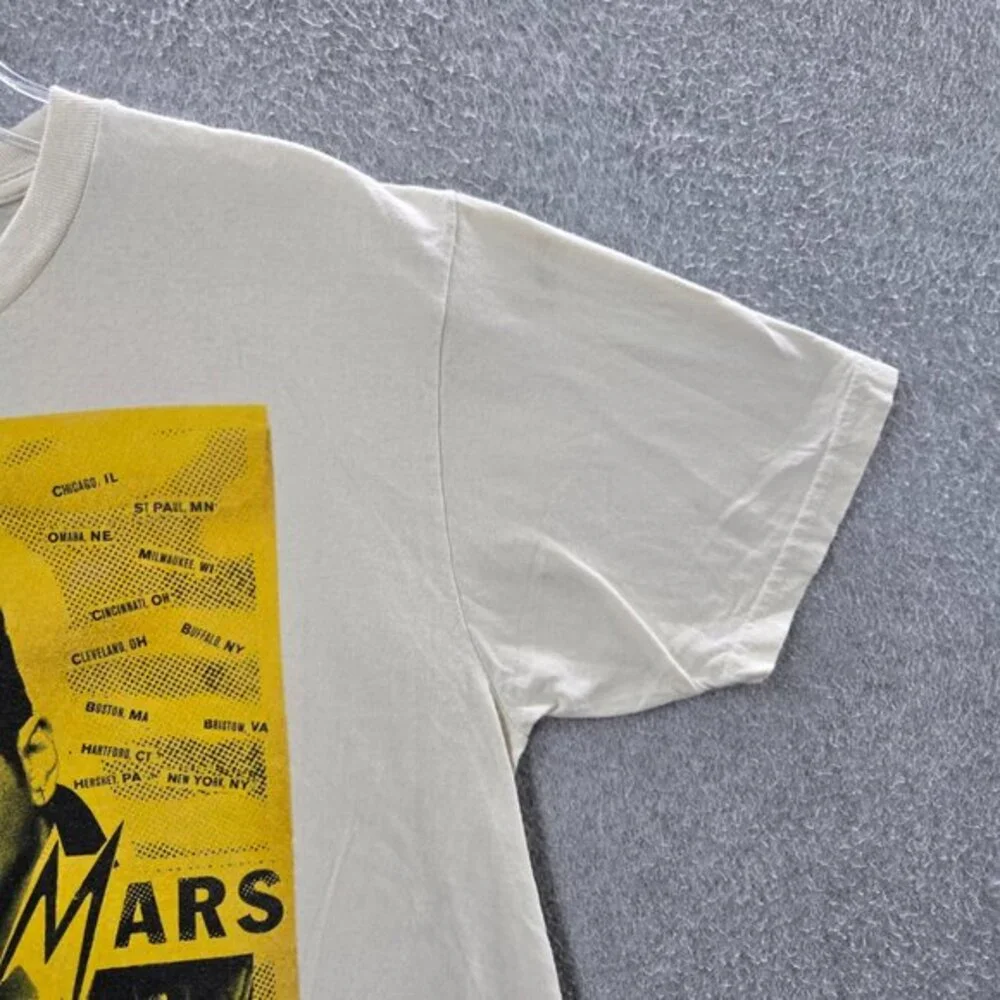 Bruno‎ Mars Men Large Beige Moonshine Jungle Short Sleeve Tee